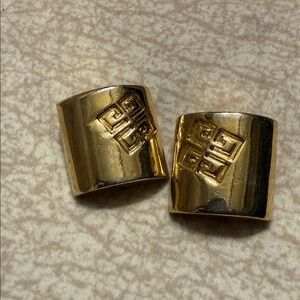 Gold Vintage Givenchy clip on earrings with logo!